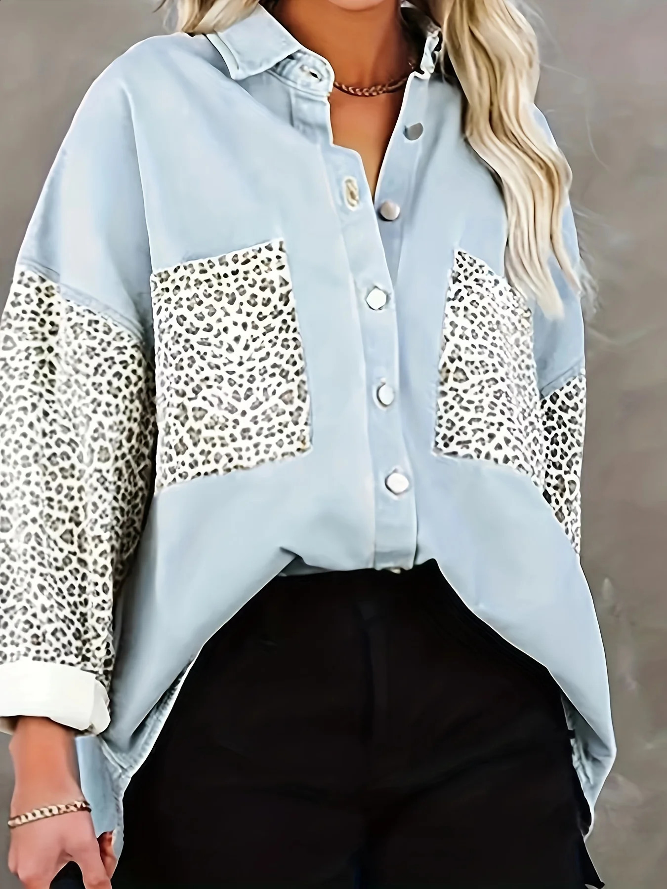 Plus size European and American shirt jacket long sleeved pocket leopard print lapel cardigan top 250210