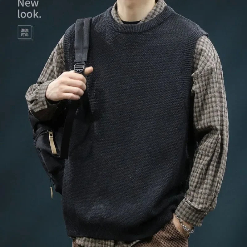 Mens knitted vest black waistcoat wool warm and thick er streetwear sweater Korean clothing review fashion Y2K 250210
