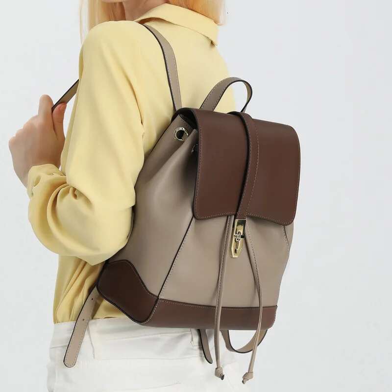 2024 New Woman Backpack Fashion Cowhide Double Splicing Color Girls Back To School Bag Large Capacity Women's Bags 6672