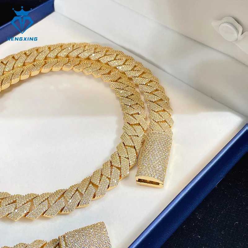 Hip Hop Jewelry 18mm Iced Out Cuban Chain Necklace Gold Plated Moissanite Cuban Link Chain and Bracelet