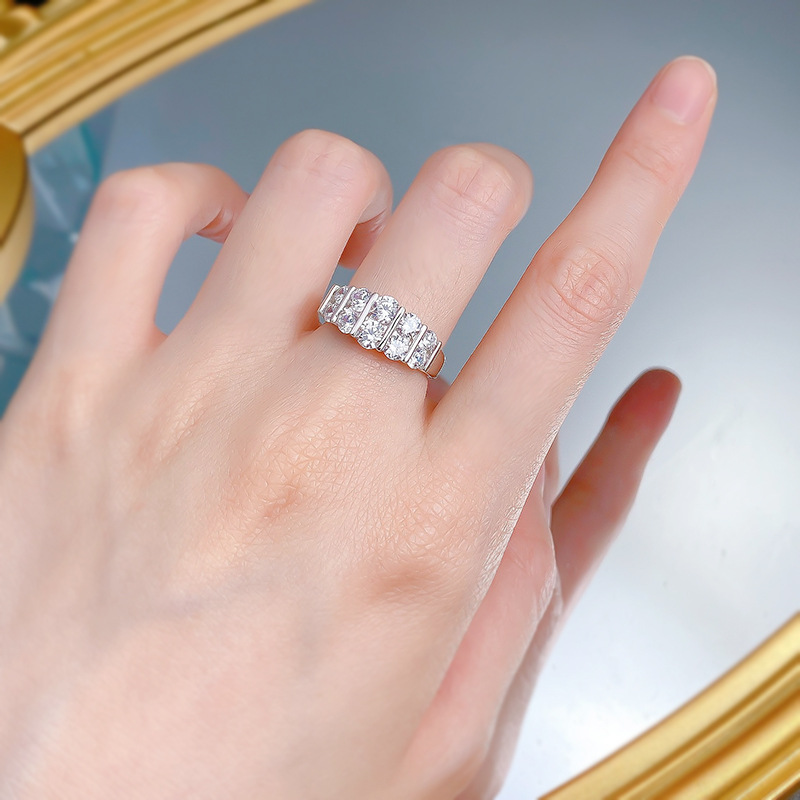 Choucong Brand Wedding Rings Luxury Jewelry Real 100% 925 Sterling Silver Round Cut White Double Moissanite Diamond Party Eternity Women Engagement Ba