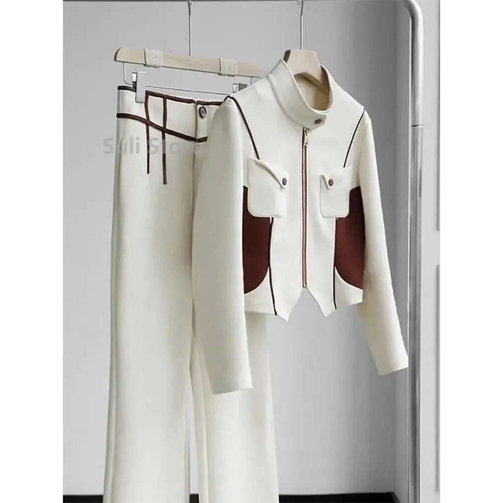 High-Quality Age-Reducing Early Autumn Outfit 2025 Xiaoxiangfeng Casual Fashion Sweatshirt Two-Piece Suit For Women Vestido