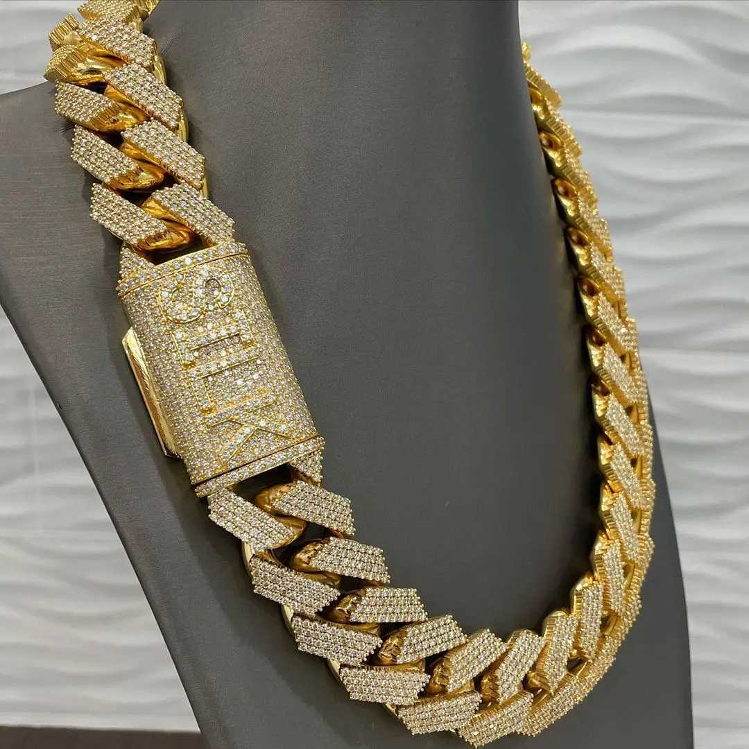 28 Mm Vvs Hand Set Micro Setting Moissanite Diamond Studded Hiphop Iced Out Sterling Silver Cuban Link Chain for Birthday Gift