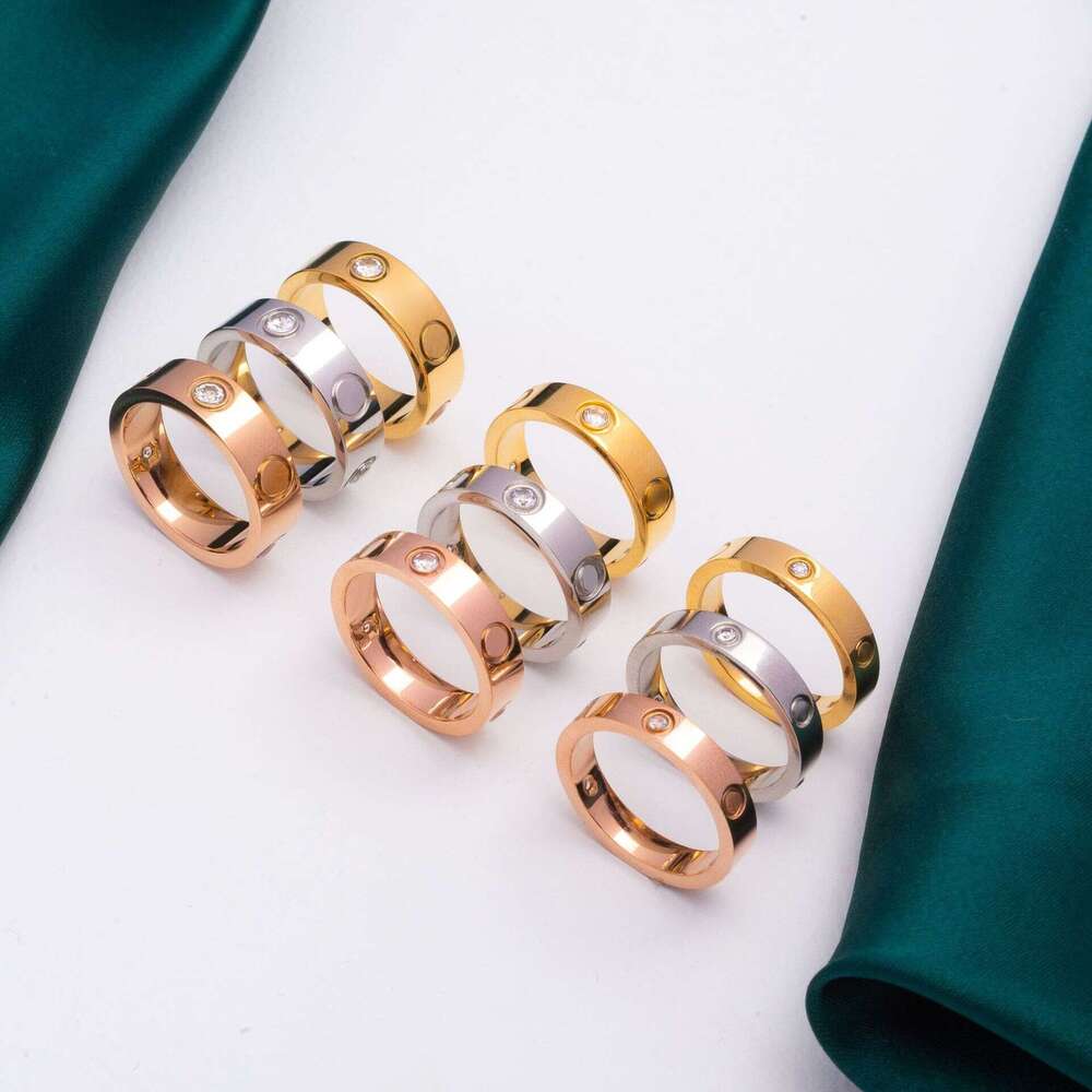 High version card home CNC precision titanium steel jewelry, one line love fashionable matching ring, gold wrapped sier ring