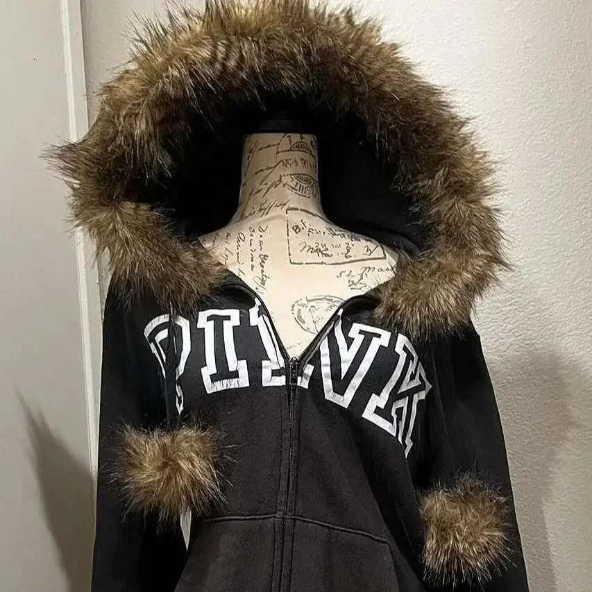 Haruku Casual Y2K Sports Jacket Long Sleeved Retro Letter Printed Gothic Slim Fit Plush Hooded Thick Warm Top Clothing