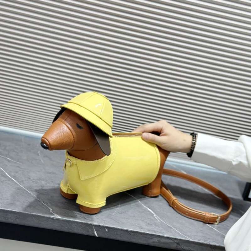 Brand Cute Dahund Genuine Leather Yellow Hat Brown Puppy New Origina Shoulder Crossbody High-End Creative Lady Bag