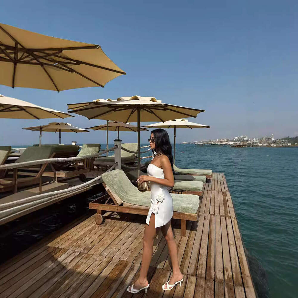 European and American style sexy spicy women's summer strapless side slit three-dimensional wer slim fit hip hing dress 2025 new casual fashion t