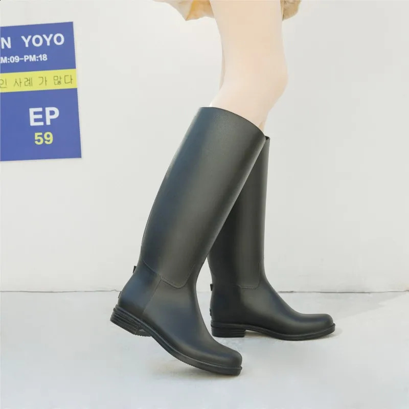 Summer Pvc Black Rain Boots Fashion Adult Rain Shoes High Non-slip Square Heel Water Shoes Wear-resistant Waterproof Rainboots 250213