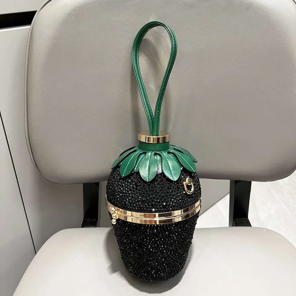Woman Evening Clutch Bag Rhie Strawberry Purse Designer Handle Shoulder Bucket Handbag For Wedding Banquet