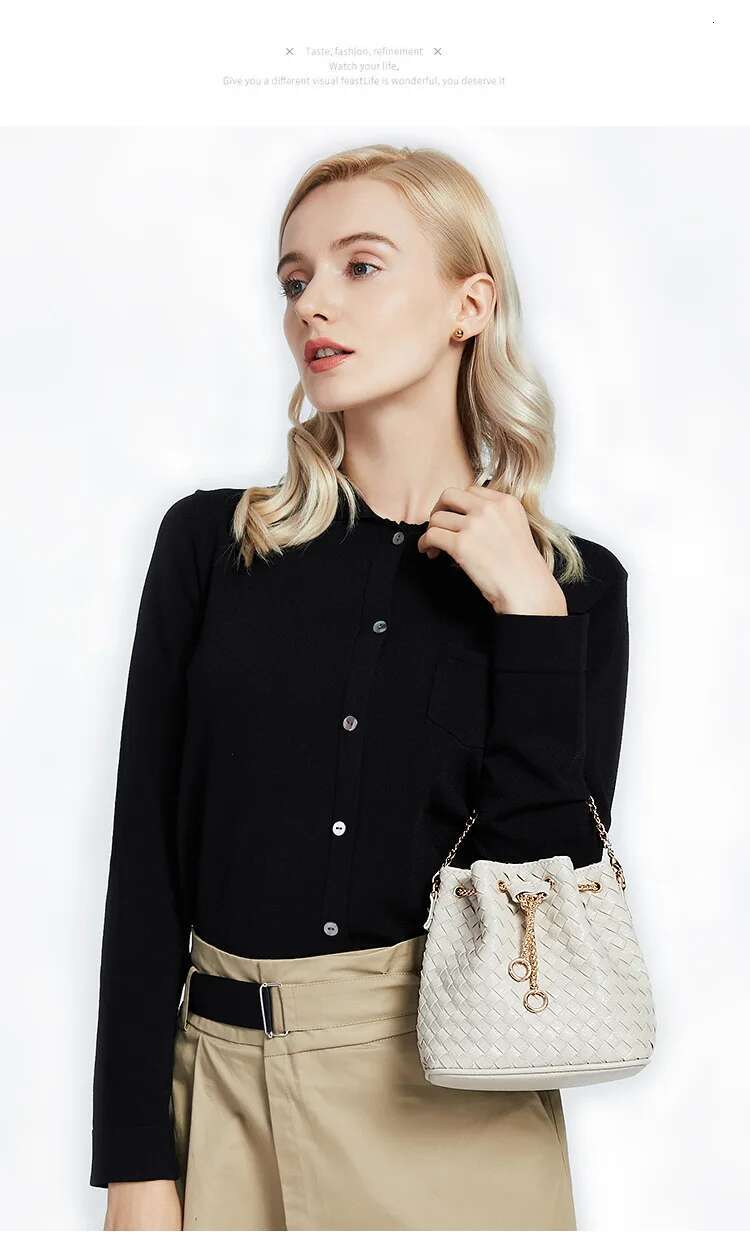 Korean Version Of Woven Bucket Mini Crossbody Shoulder Hipster Women's Bag 2025 New