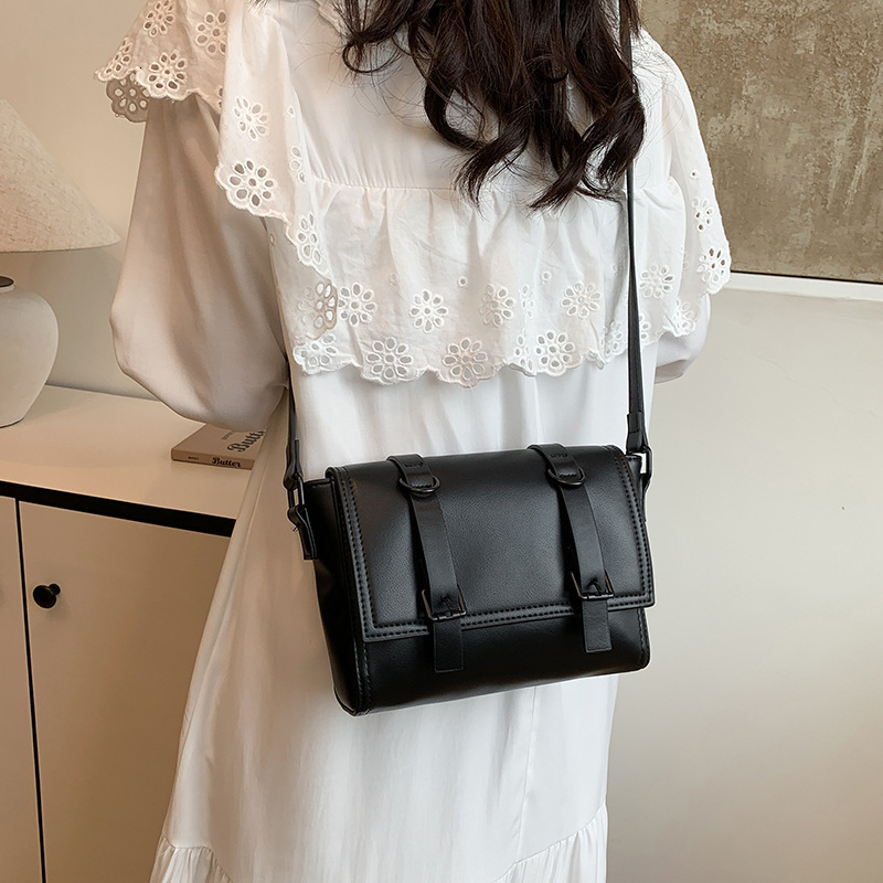 Bag For Women In Winter Niche New Style Fashionable Simple High-End One Shoulder Trendy Bag Korean Version Small Square Versatile Diagonal Cross