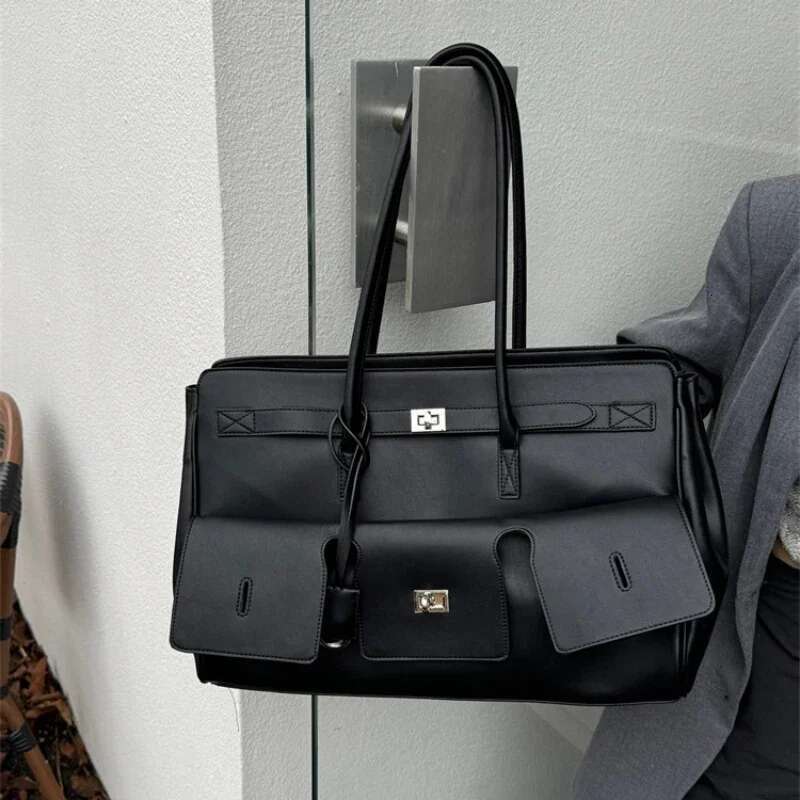 2025 Fashion Microfiber Leather Tote For Women Designer Folds Lock Buckle Shoulder Bag Mulitple Pocketa Large Capacity Handbags