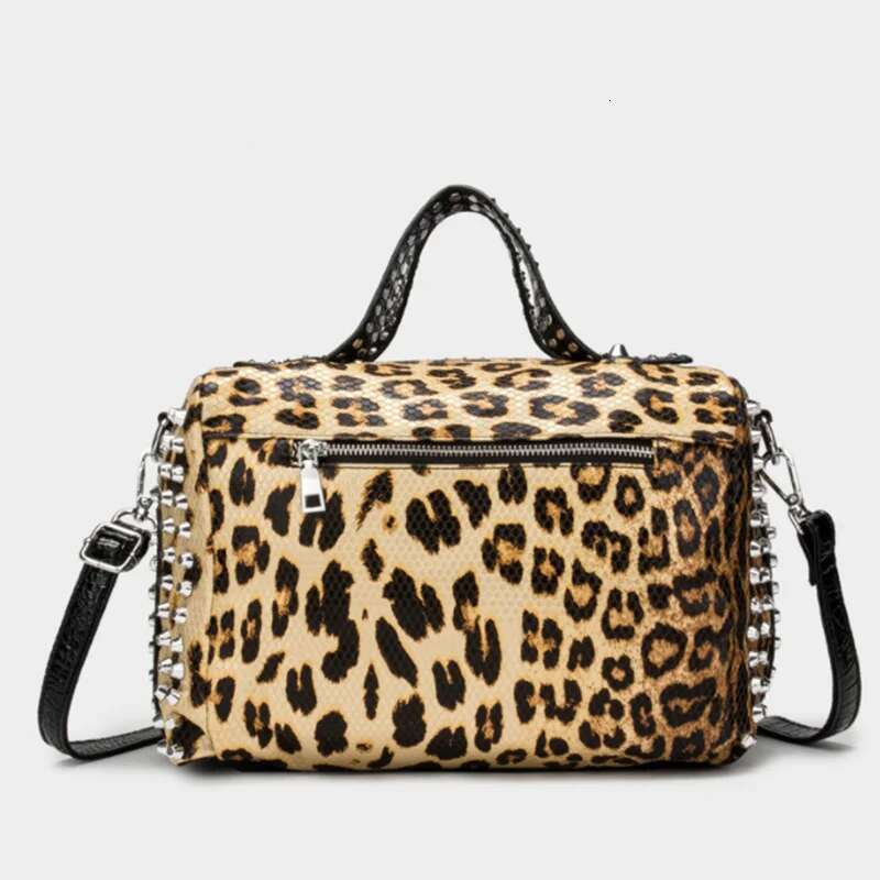 Hand Bags For Women Purses And Handbags Designer Rivet Rhie Shoulder Large Capacity Travel Shopper Tote Bag