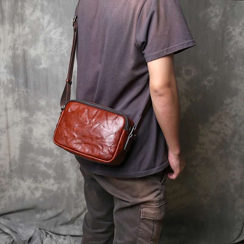 2024 New Men's Genuine Leather Small Square Horizontal Casual Vegetable Tanned Top Layer Cowhide Crossbody Bag JLFGPJ