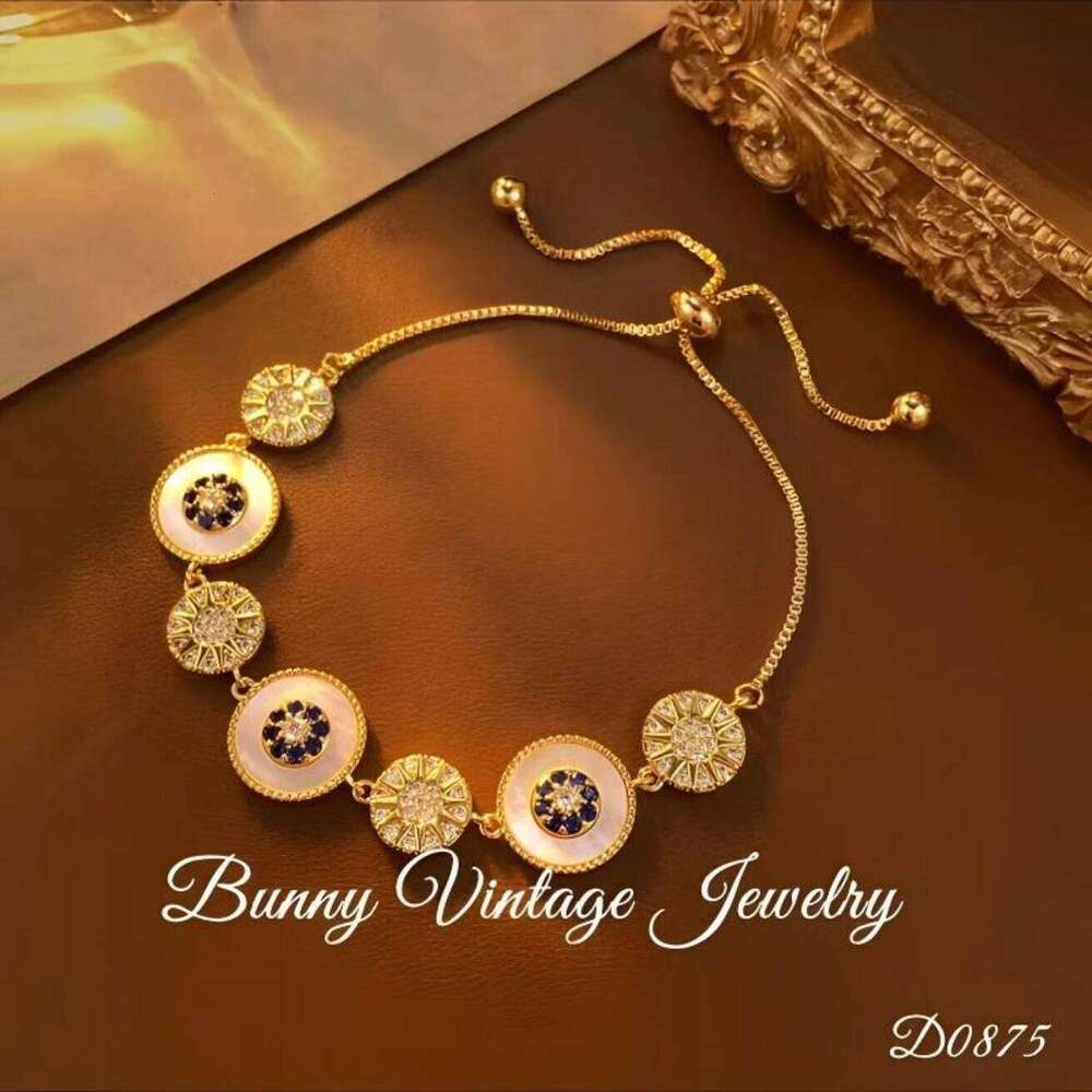 Designer bracelet for women Eight Star Premium Natural White shell Mozambique Diamond Light Luxury Jewelry Pulling Adjustable Bracelet good quality pa