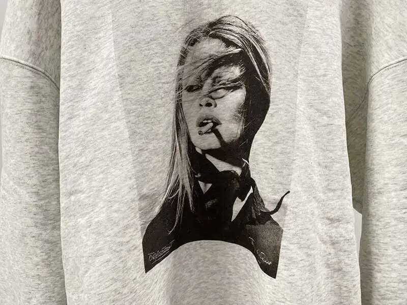 Autumn and Winter New Women's Beauty Graphic Print Hoodie long sleeve relaxed fit hoodie sweatshirt female grey