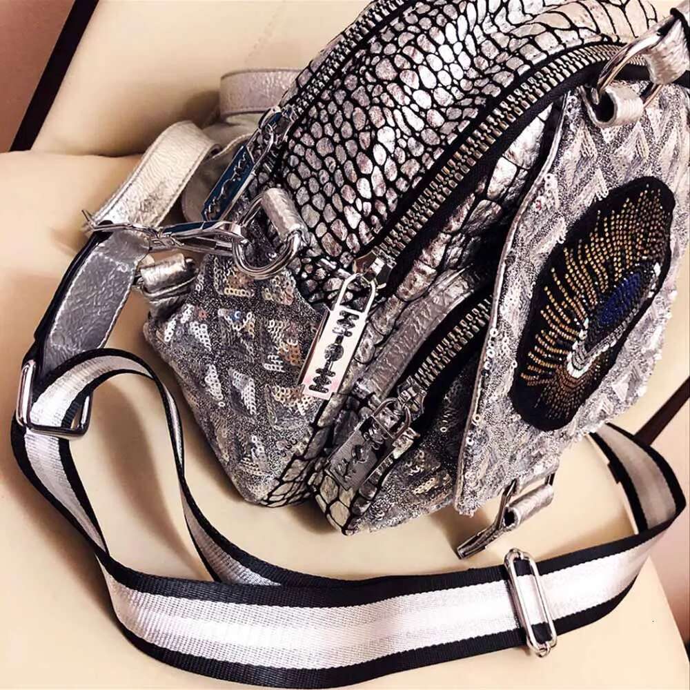 Brand Women Small Backpack Fashion Sequins Leather Shoulder Bags High Capacity Travel Bagpack New Teenage Girl School Bag
