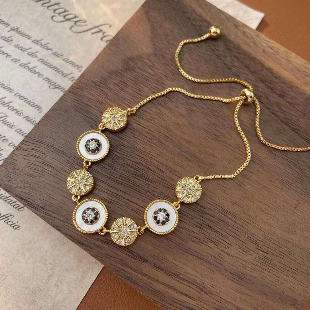 Designer bracelet for women Eight Star Premium Natural White shell Mozambique Diamond Light Luxury Jewelry Pulling Adjustable Bracelet good quality pa