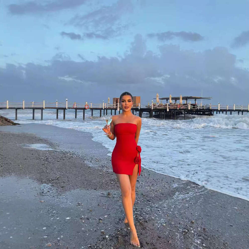 European and American style sexy spicy women's summer strapless side slit three-dimensional wer slim fit hip hing dress 2025 new casual fashion t