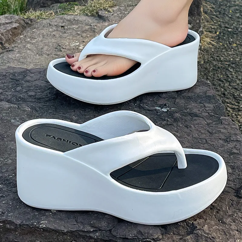 New Designer 6CM Women's High Heel Slippers Fashion Street Skateboarding Outdoor Flip Cover Lightweight EVA Comfortable Height Increasing Shoes z