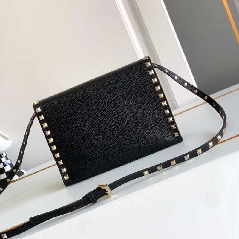 2024 Design Rivet Crossbody Bag Women Genuine Leather Single Ladies Hand Bags Shoulder Messenger Stud Purses And Handbag