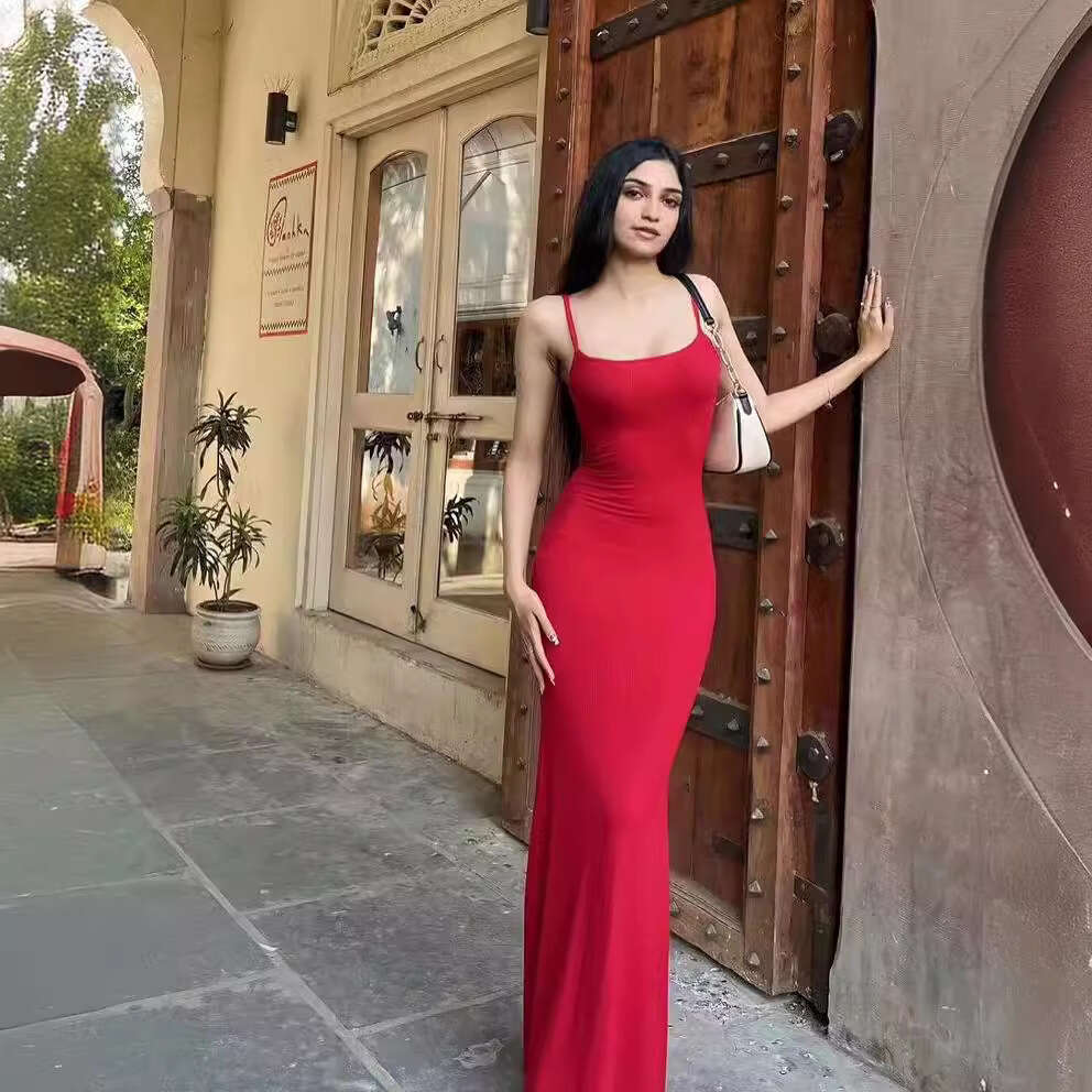 European and American women's simple, solid color, sexy suspender, hip hing long skirt, internet famous socialite private clothing, popular dress