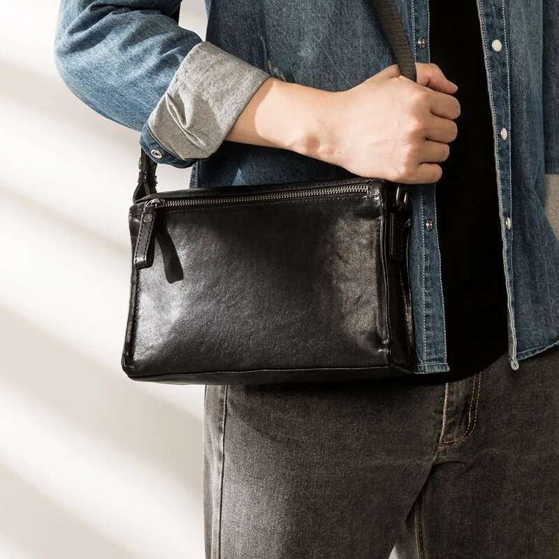 AETOO Genuine Leather Men's Messenger Fashionable Simple Shoulder Bag, First Layer Cowhide Casual Mobile Phone Bag