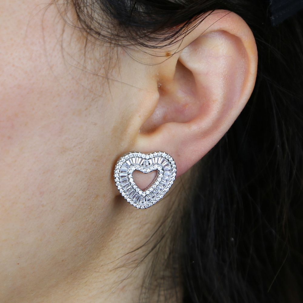 2025 Top Sell Heart Stud Earrings Sparkling Luxury Jewelry 925 Sterling Silver Rose Gold Fill Princess Cut White 5A Cubic Zircon CZ Diamond Party Wome