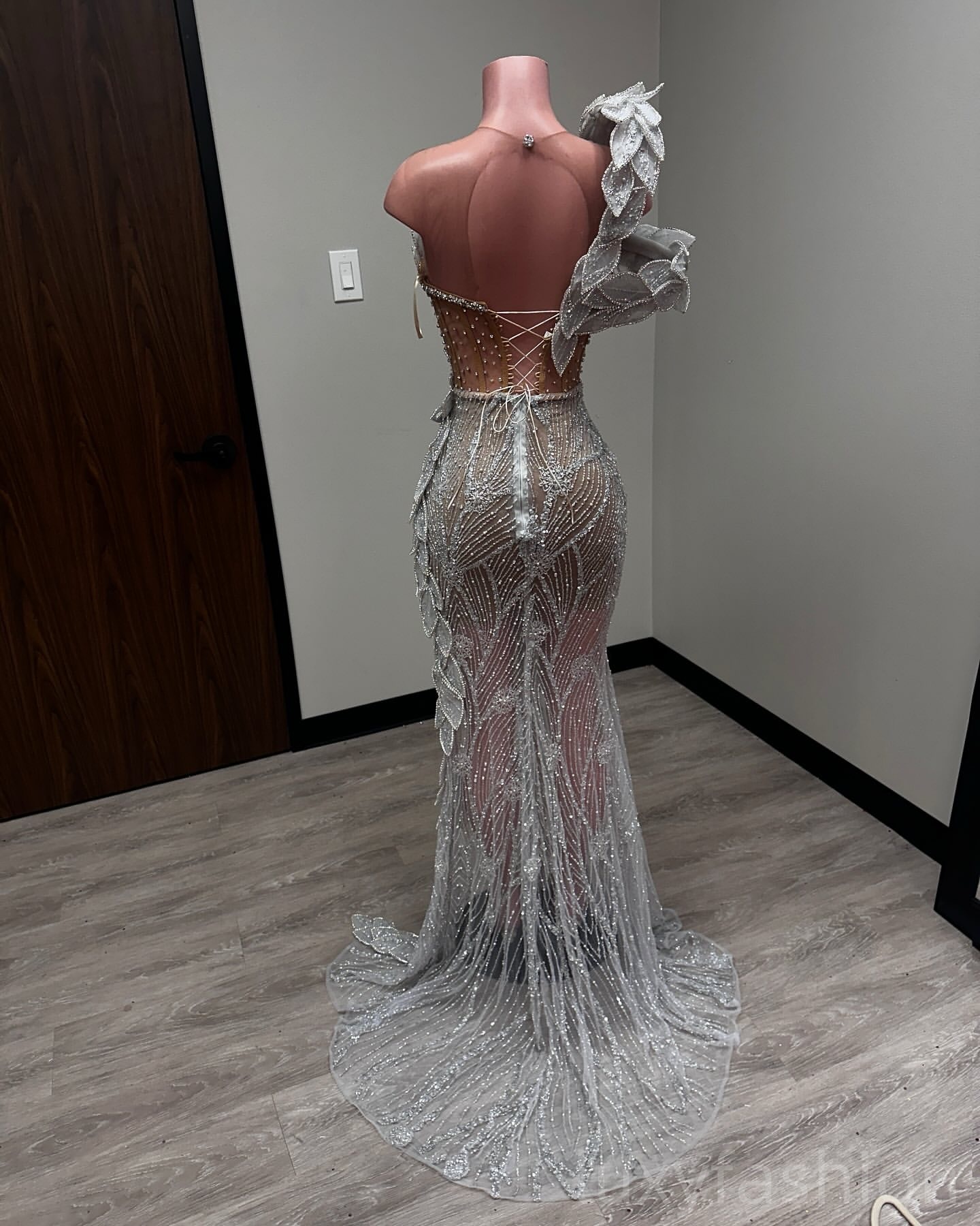 Aso Ebi 2025 Ivory Mermaid Prom Dresses Florals Crystals See Through Sequined Evening Formal Party Second Reception Birthday Gowns Dress For Special O