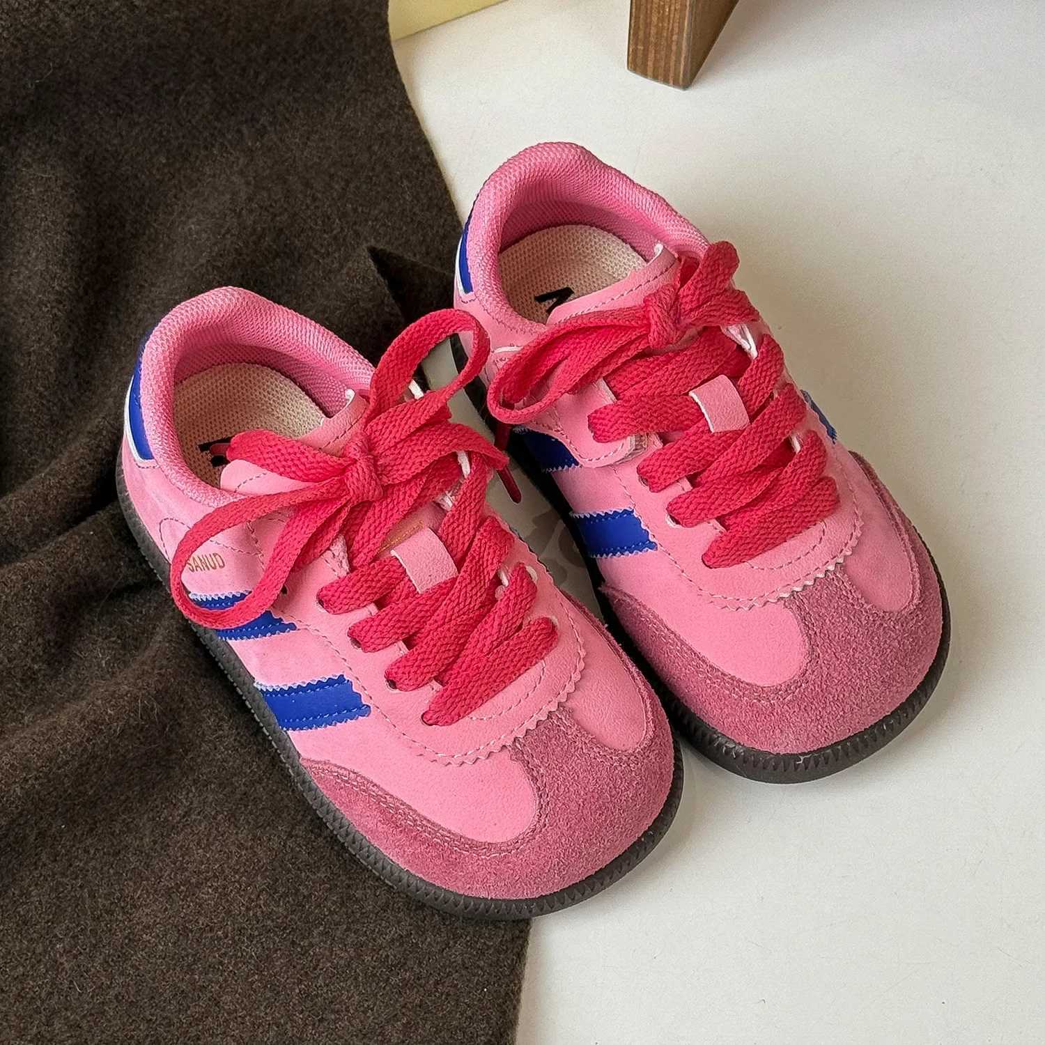 Athletic Outdoor Spring Children Boy Girls Stripe Suede Comfortable Light Leisure Skateboard Sneakers Kid Toddler All-match Casual Running Shoes H2601