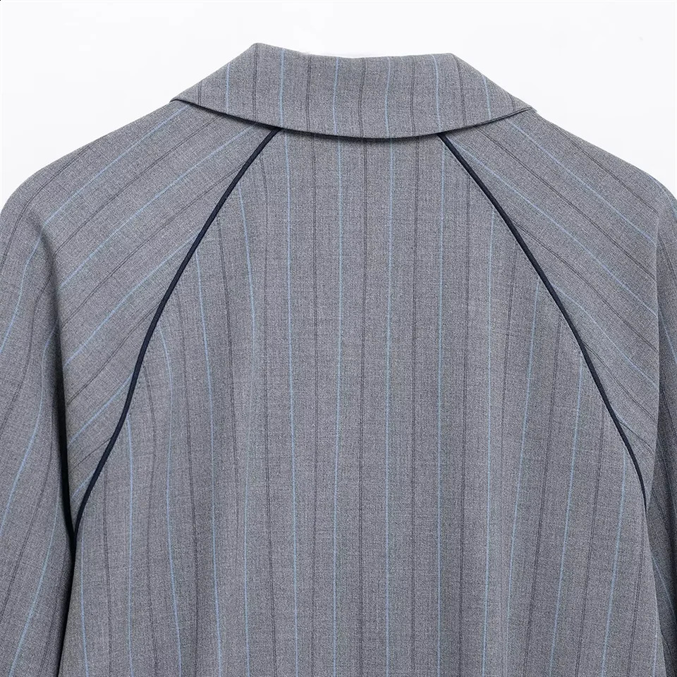 RARA Spring Arrivals Womens Casual Versatile Loose Striped Lapel Shoulder Sleeve Pilot Jacket Coat 250214