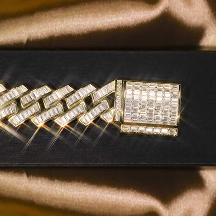 Heavy Silver White Gold 12 Wide Baguettes d Color Vvs Moissanite Necklace Cuban Link Chain for Hip Hop Jewelry