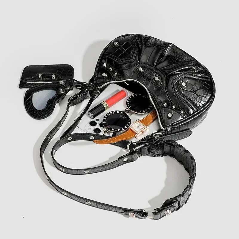 New Niche Design Rivet Y2k Style Underarm Versatile 3-In-1 Portable One Shoulder Crossbody Crescent Bag, Women Handbags