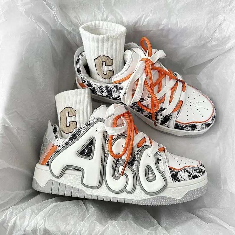 Men and Women's All-match Explosions Letter Design Sense Contrast Color Bread Shoes Hip-hop S ports Lightweight