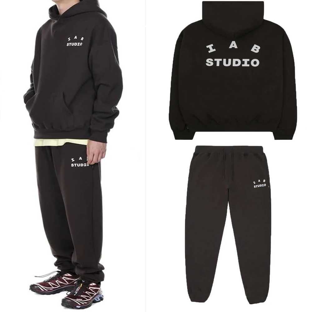 Men's Hoodies Sweatshirts Korean autumn and winter lightweight luxury mens and womens sportswear IAB velvet thick hooded jacket warm pants Y250215P67Q