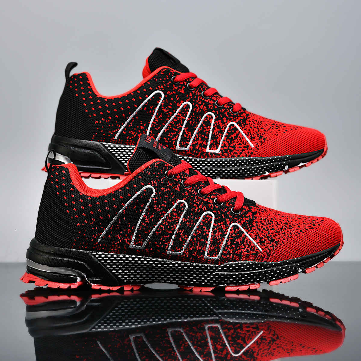 Men's Designer Breathable Mesh Casual Sports Shoes 2025 Plus Size Summer Autumn Versatile Trendy And Fashionable Shoes