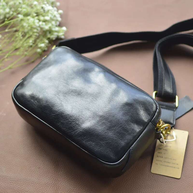 AETOO Leather Small Vegetable Tanned Mobile Phone Crossbody Top Layer Cow Leather Shoulder Bag Men's Backpac