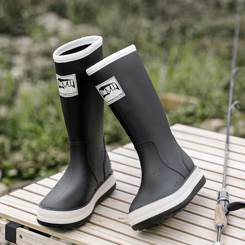 Outdoor Womens Rain Boots Fashion Middle Fishing Shoes Non-Slip Waterproof Shoes Couple Work Shoes Rubber Shoe Warm Rain Boots 250213