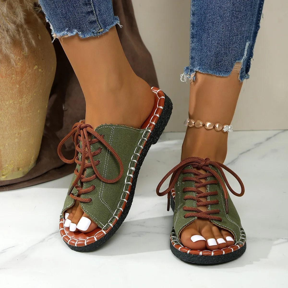 2025 New Bohemian Style Fish Mouth Flat Sandals with Strap Women's Casual Single Word Slippers zhanyishengli