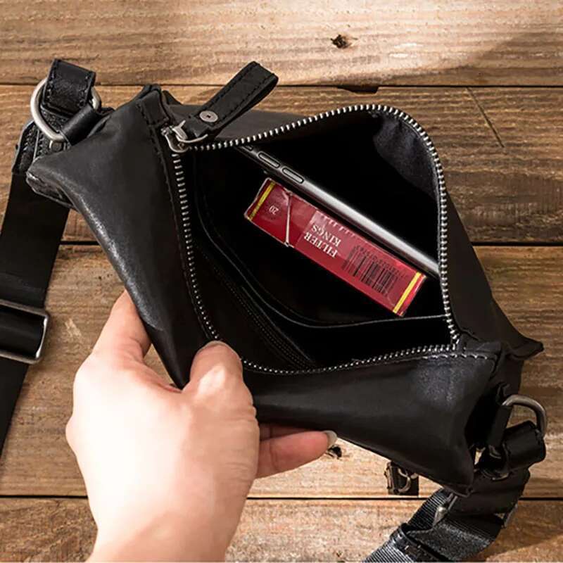 AETOO Genuine Leather Men's Messenger Fashionable Simple Shoulder Bag, First Layer Cowhide Casual Mobile Phone Bag
