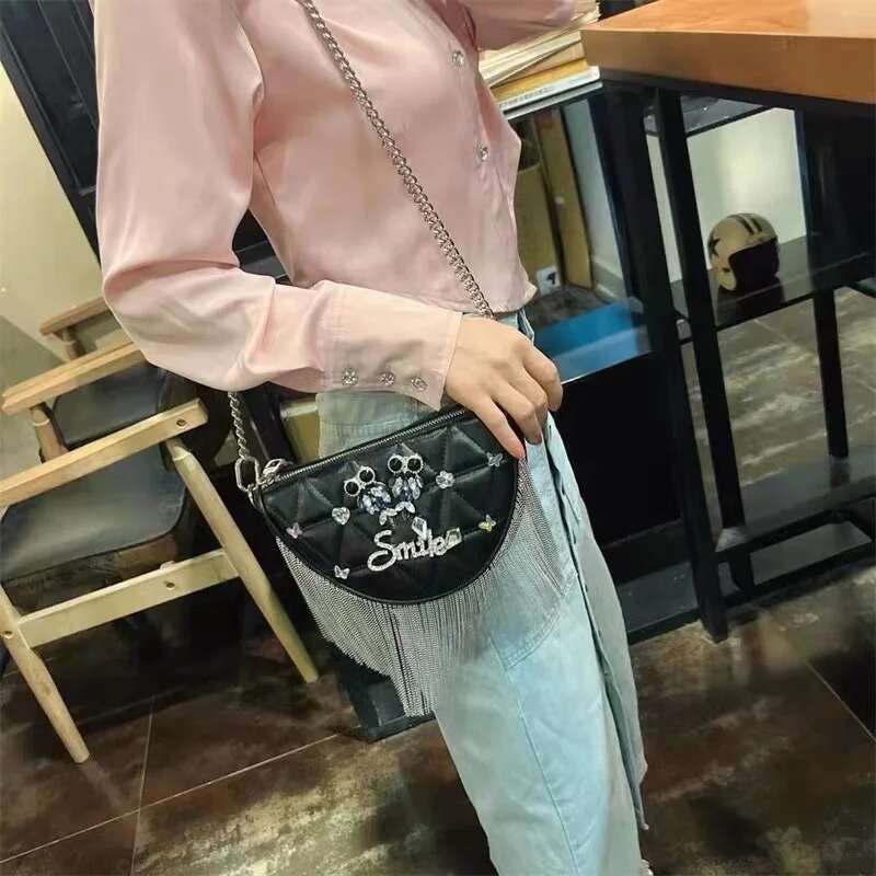 Autumn Crystal Shiny Dias Half Moon Women Fashion Handbag Long Tassel Female Shoulder Messenger Bag Lady Purse