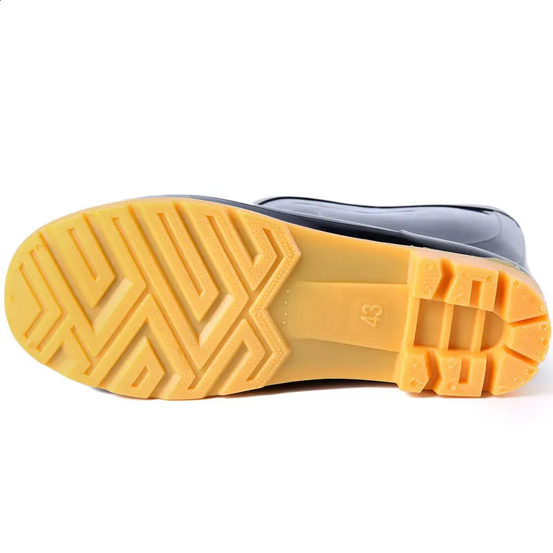 Small and medium-sized leg sole three rainproof shoes mens mid top rain boots labor protection black rubber shoes water shoes 250213