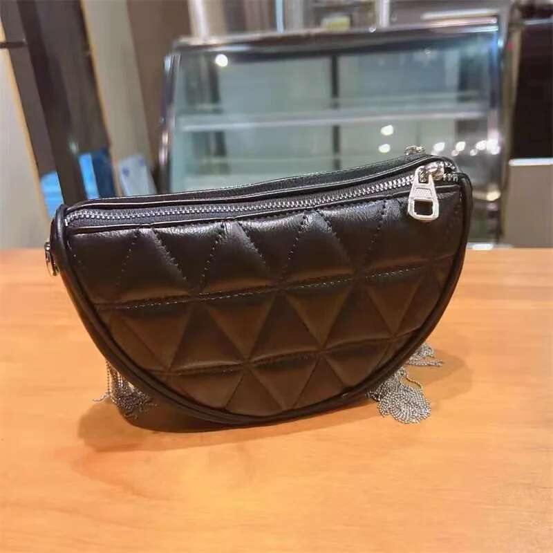 Autumn Crystal Shiny Dias Half Moon Women Fashion Handbag Long Tassel Female Shoulder Messenger Bag Lady Purse