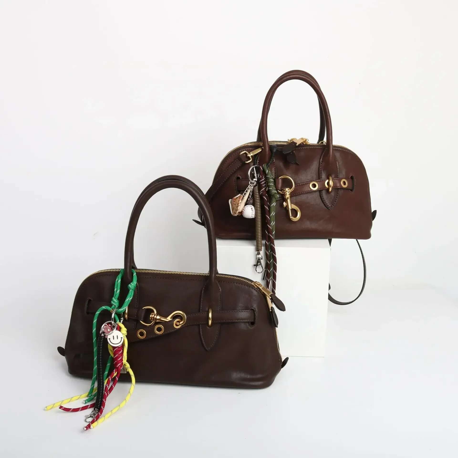 First Layer Tanned Sheepskin Shell for Women High Quality Retro Versatile Handbags Single Shoulder Bag Boston Bags 2 Sizes