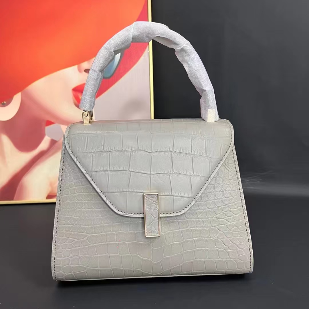 Handmade Bag Crocodile Baby Crossbody Bag Luxury Chain Bag Genuine Leather Crocodile Women bag pure handmade tile bag NO LOGO