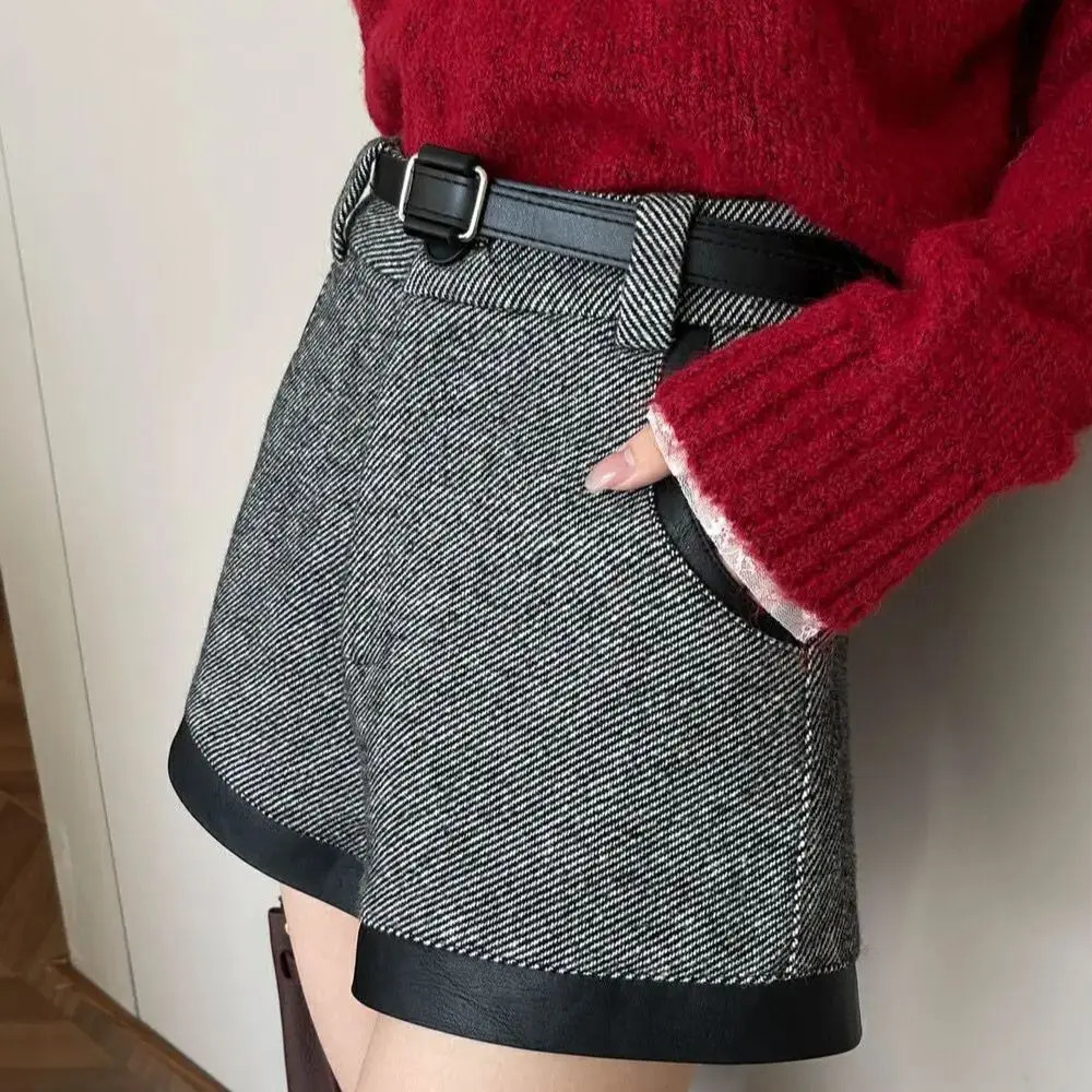 Korea Woolen Splicing Leather Short Autumn Winter HighWaisted Slimming Temperament Niche Shorts 250213