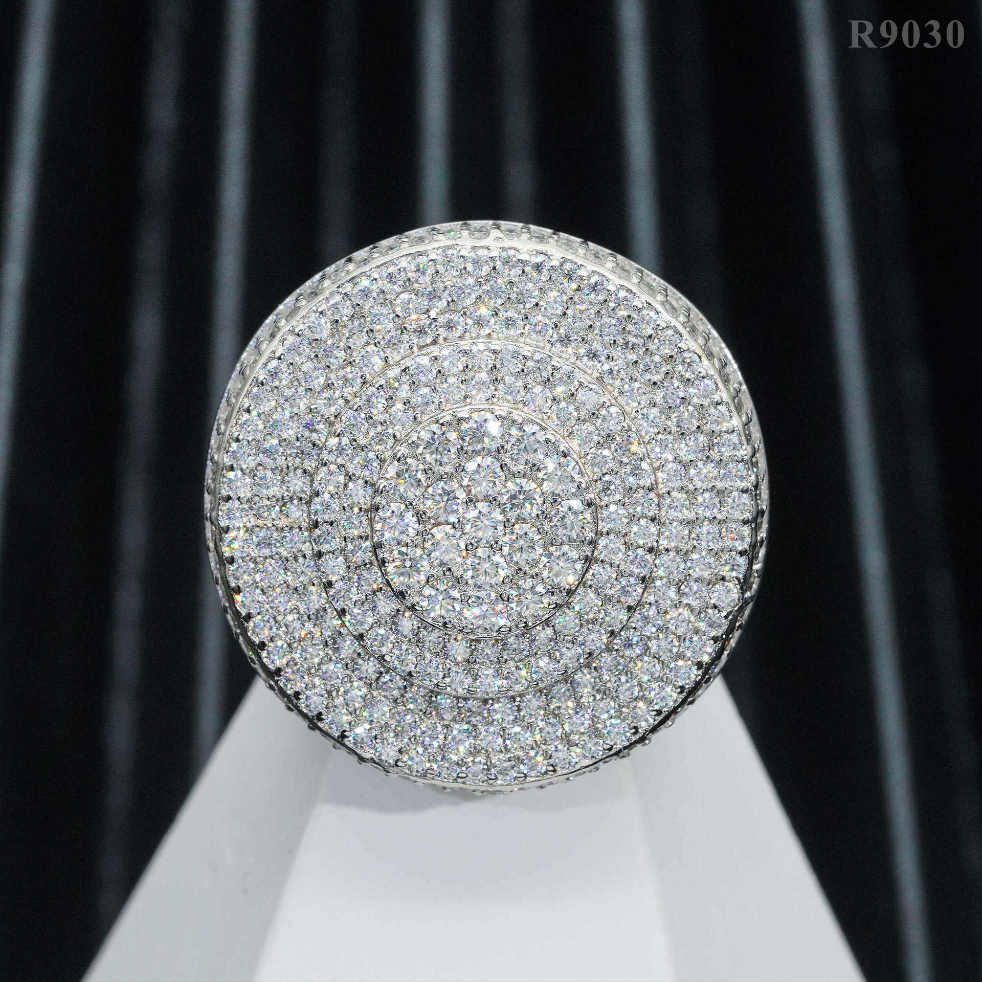 Powerful mens moissanite ring hip-hop rap S925 silver studded diamond ring accessory