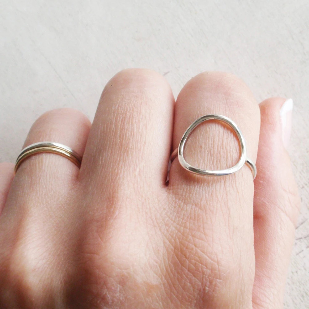 10PCS Personalized Geometric Accessories Round Minstrel Jewelry Fashion Stainless Steel Gold Plated Womens Rings Wholesal 250213