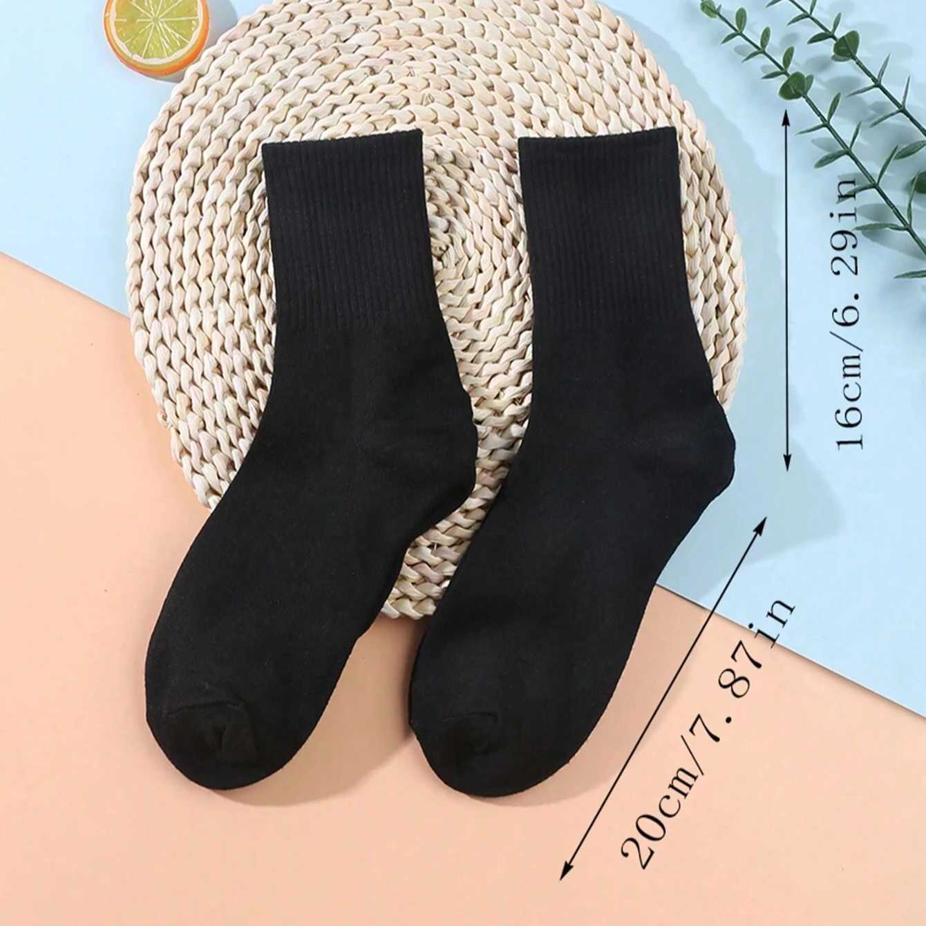 5 Pairs Mens Mid-Calf Socks White Black For Home Casual And Sports Use Suitable For Couples W250217