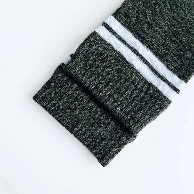 Long five finger mens long socks made of pure cotton absorb sweat keep warm retro business party dress shoes and socks for gentlemen W250217